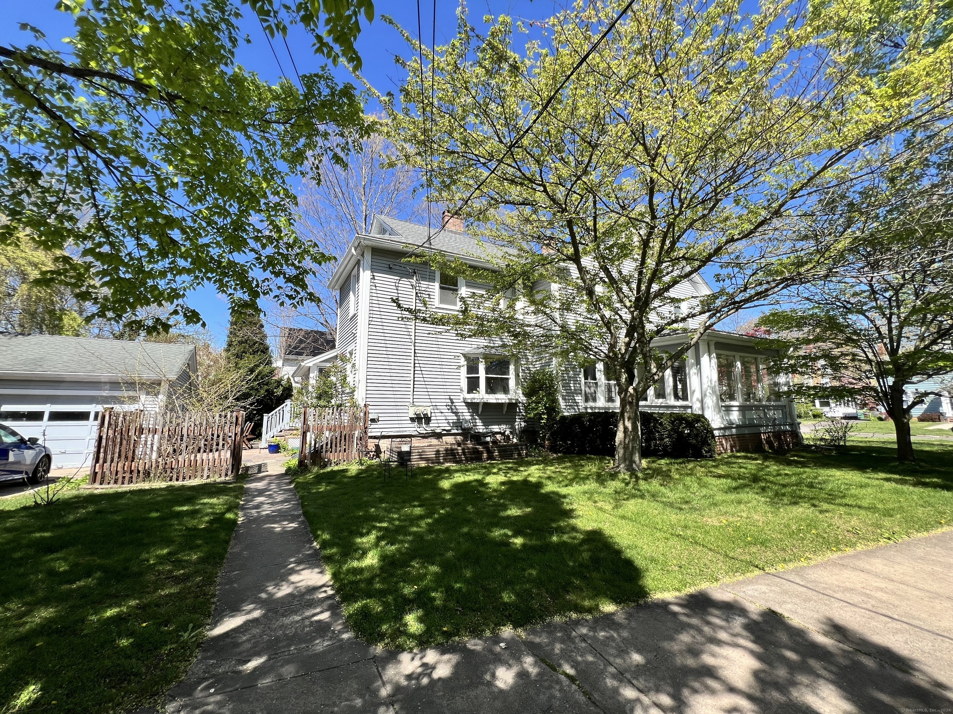 Property Photo:  304 Central Avenue  CT 06515 