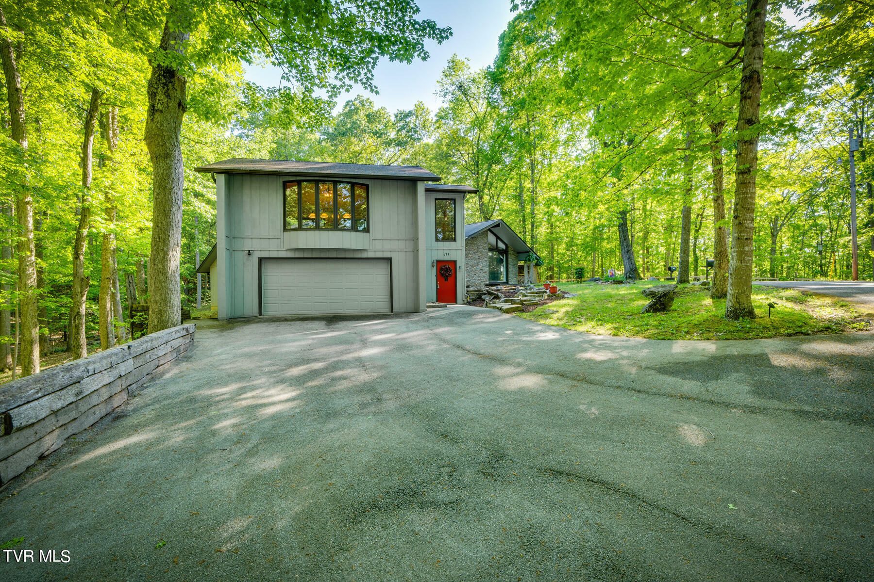 Property Photo:  117 Lakeside Drive  TN 37615 