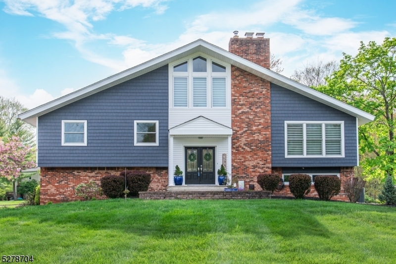 Property Photo: 2 Red Barn Ln NJ 07869