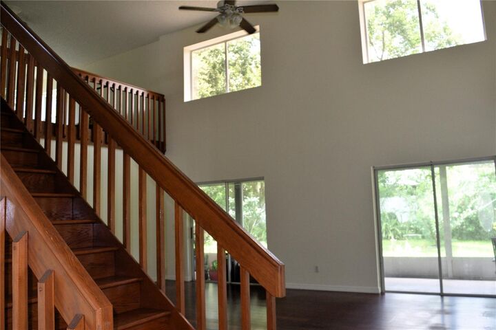 Property Photo:  483 Yorkshire Drive  FL 32765 