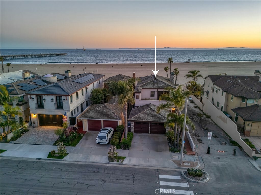 Property Photo:  600 Ocean Avenue  CA 90740 