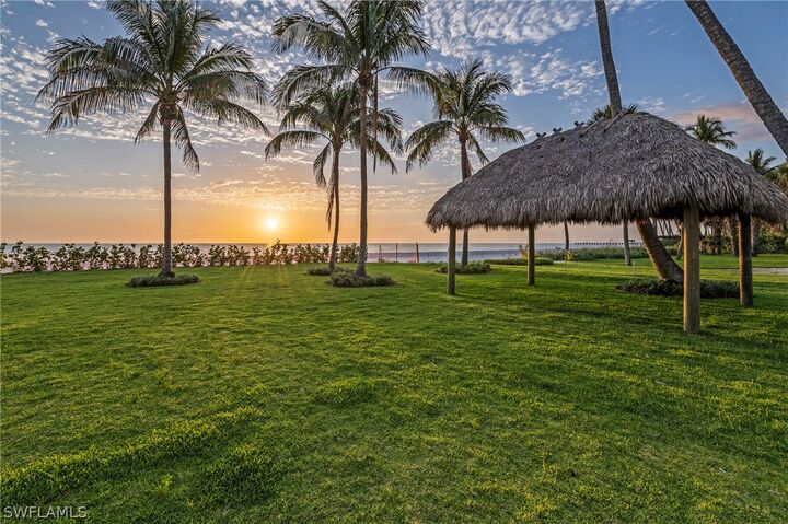 Property Photo:  71 18th Avenue S  FL 34102 