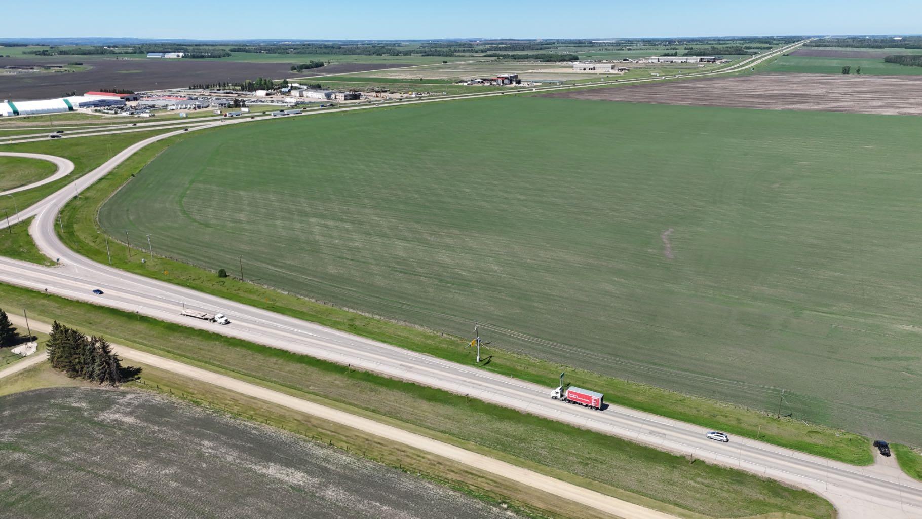 Photo de la propriété: 7706 Highway 53 AB T4J 1R2