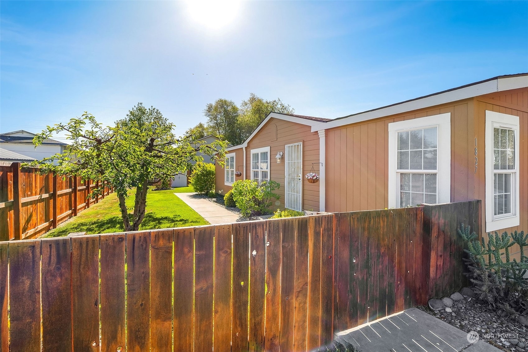 Property Photo:  1827 W Bemis Street  WA 98837 