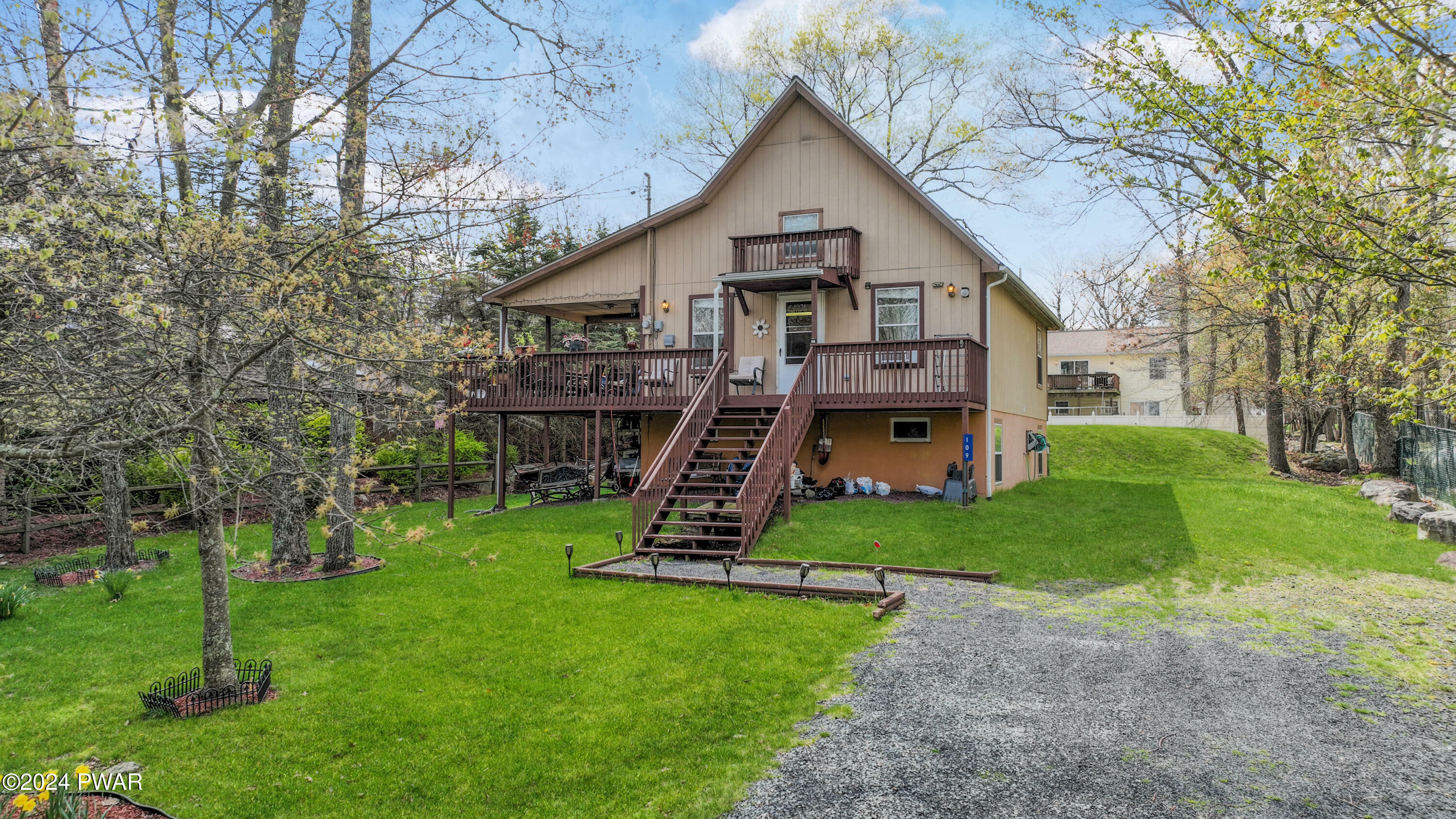 Property Photo:  109 Stamford Road  PA 18328 