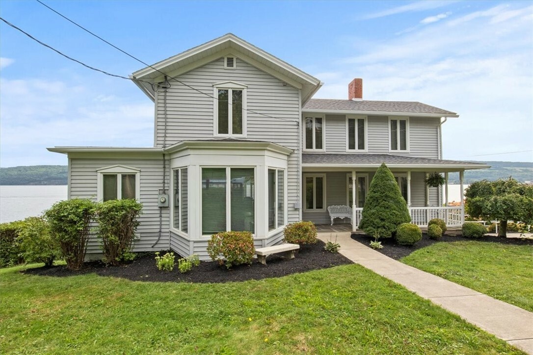 Property Photo:  75 Salt Point Road  NY 14891 