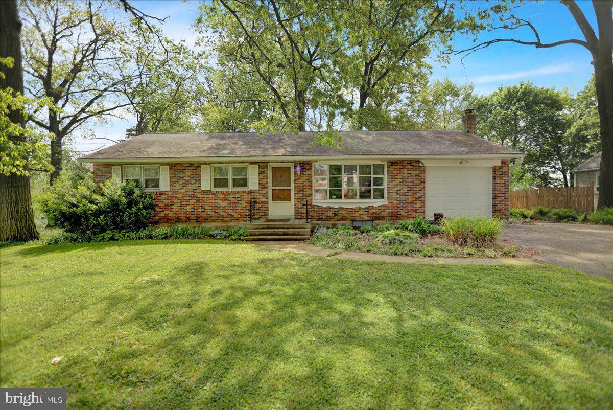 Property Photo:  866 Kimmerlings Road  PA 17046 