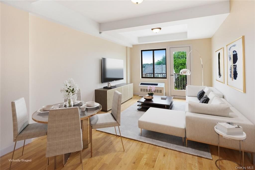 Property Photo:  143-20 Hoover Avenue 303  NY 11435 