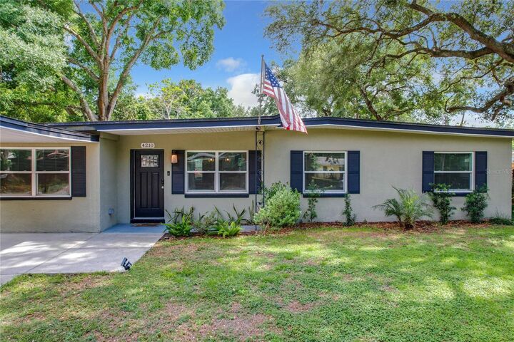 Property Photo:  4210 Haverstraw Avenue  FL 32812