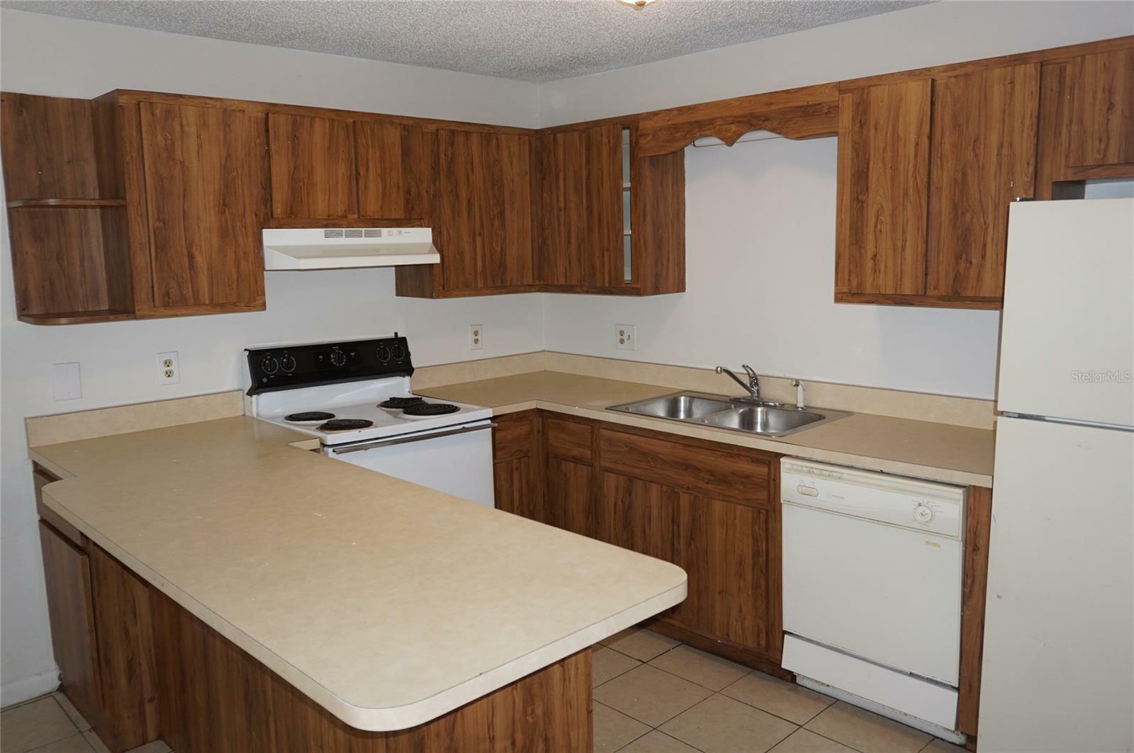 Property Photo:  3720 NE 41st Street All Units  FL 34479 