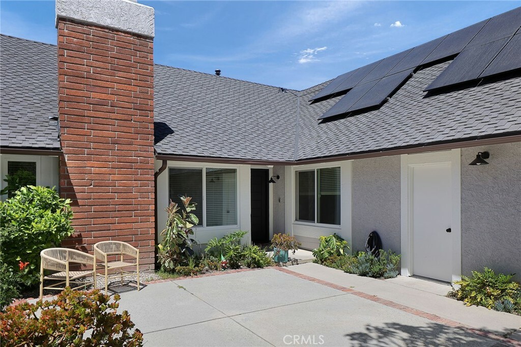 Property Photo:  8429 Sale Avenue  CA 91304 