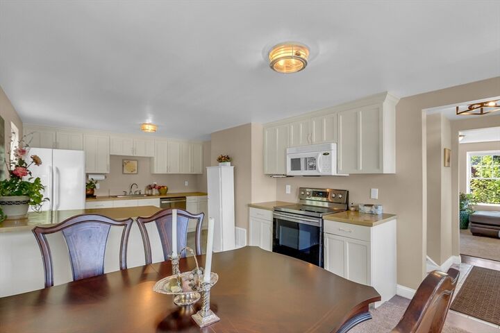 Property Photo:  16 Townsend Rd  MA 01450 