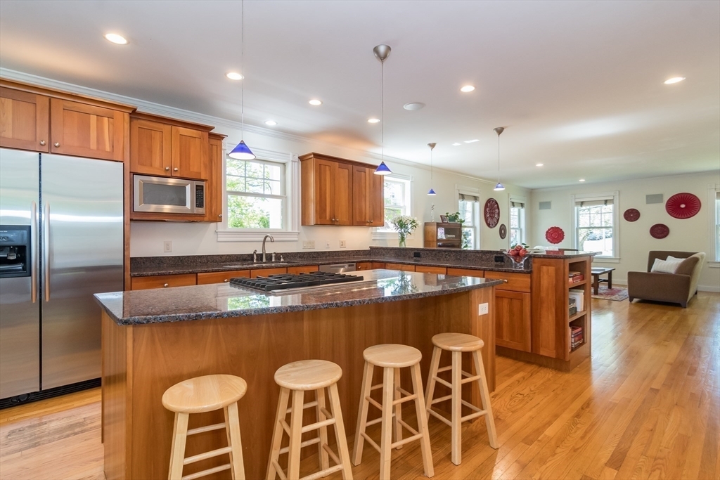 Property Photo:  65 Kingsbury Street  MA 02481 