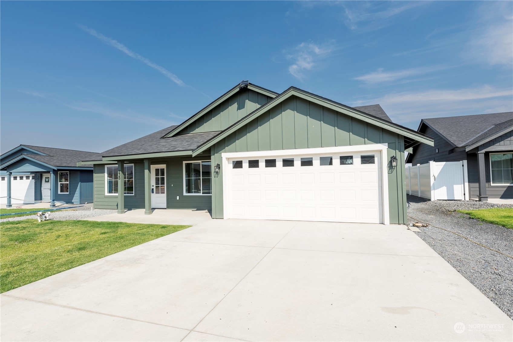 Property Photo:  238 Parkside Place  WA 98823 