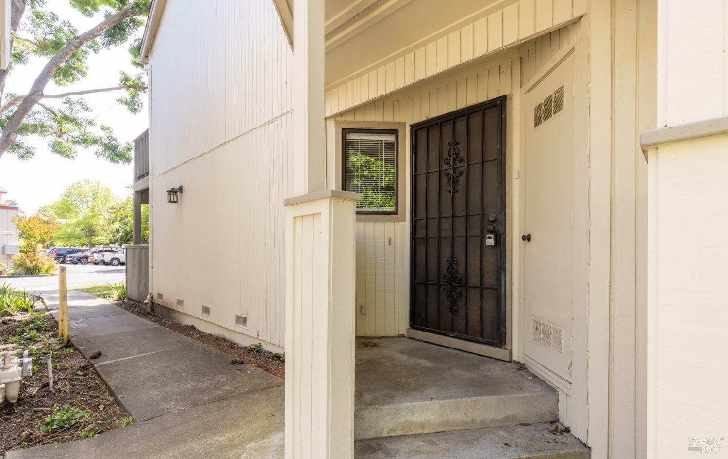 Property Photo:  2529 Westberry Drive  CA 95403 