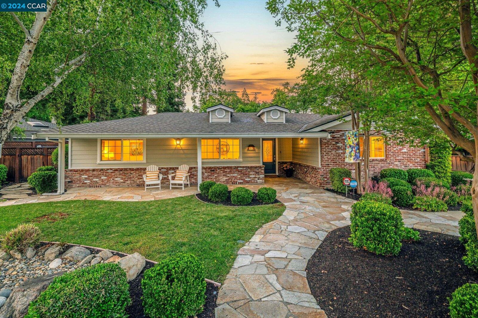 Property Photo: 554 Verona Ave CA 94526