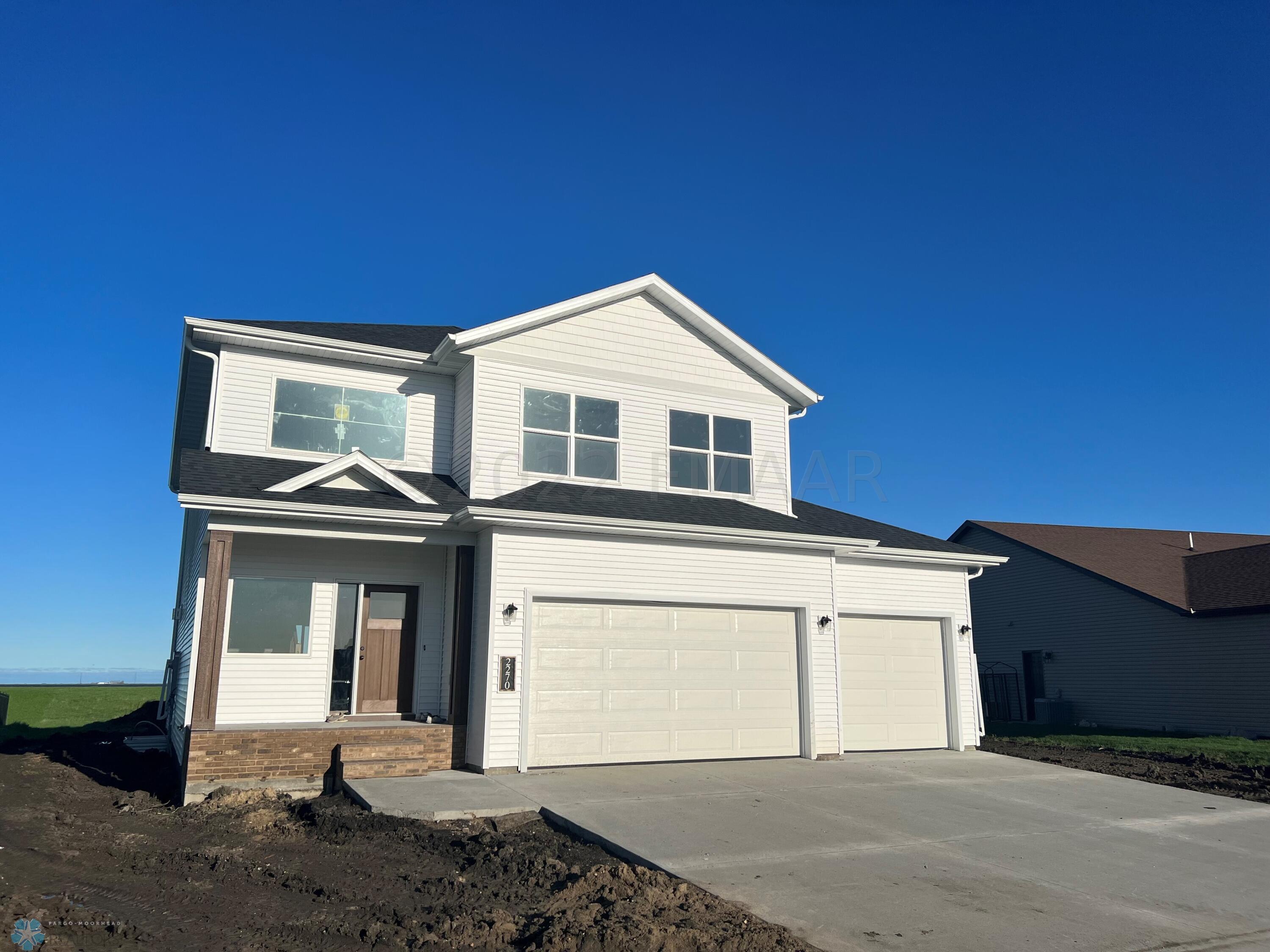 Property Photo: 2270 14 Street W ND 58078