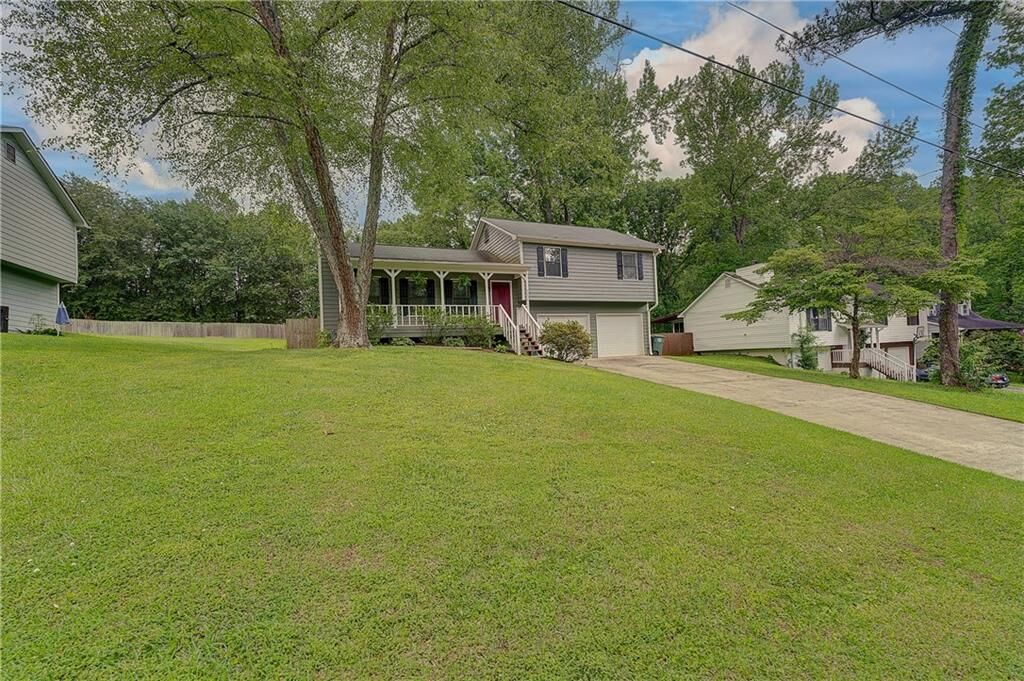 Property Photo:  9050 Sumit Wood Drive NW  GA 30152 