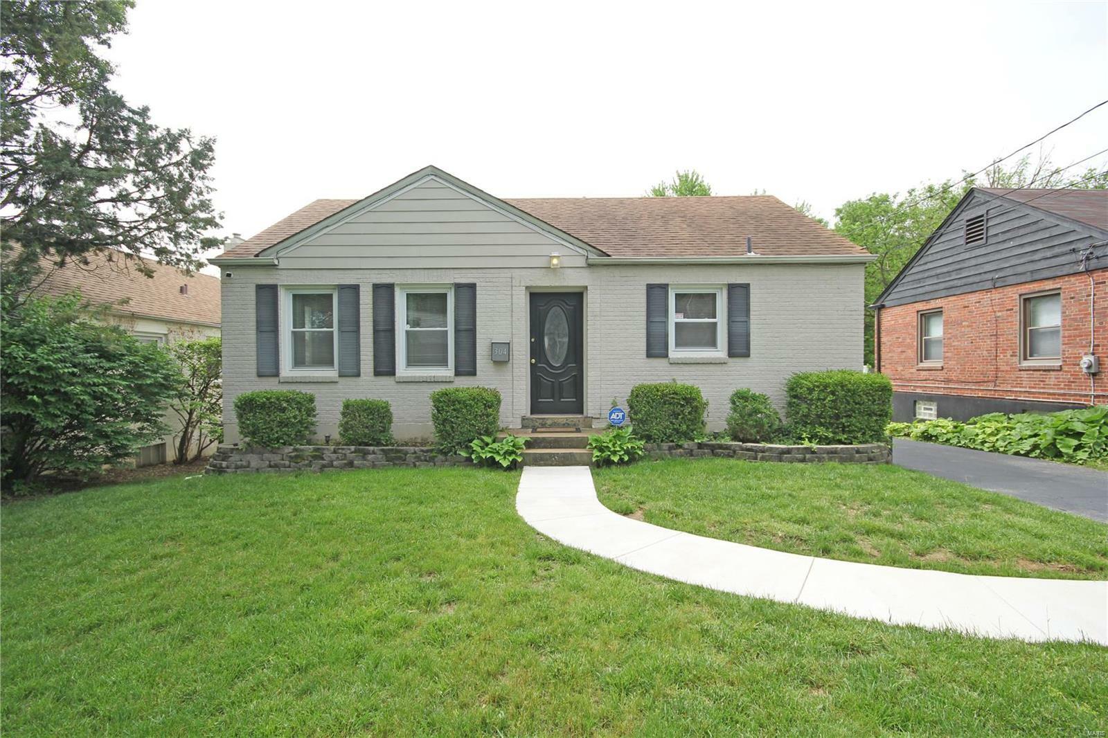 Property Photo:  304 Midway Avenue  MO 63122 