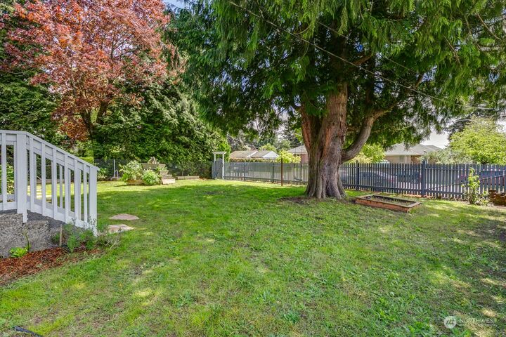 Property Photo: 154 SW 142nd Street WA 98166