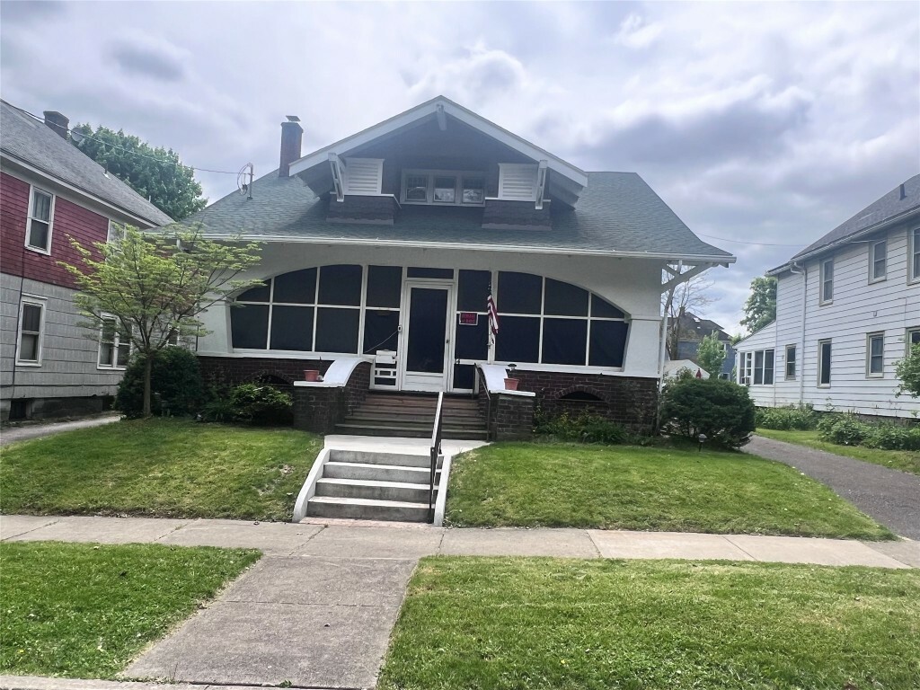 Property Photo:  14 Woodruff Avenue  NY 13901 