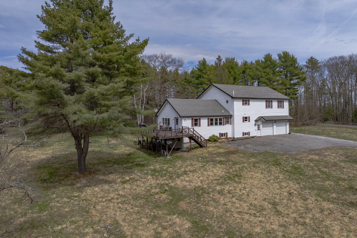 Property Photo:  20 Lakeman Lane  ME 04428 