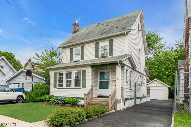 Property Photo: 623 Donald Pl NJ 07204