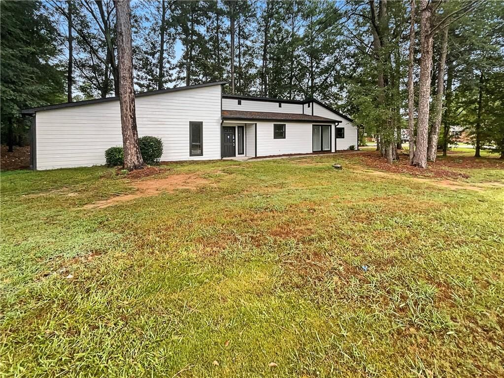 Property Photo: 51 Holt Road NE GA 30068