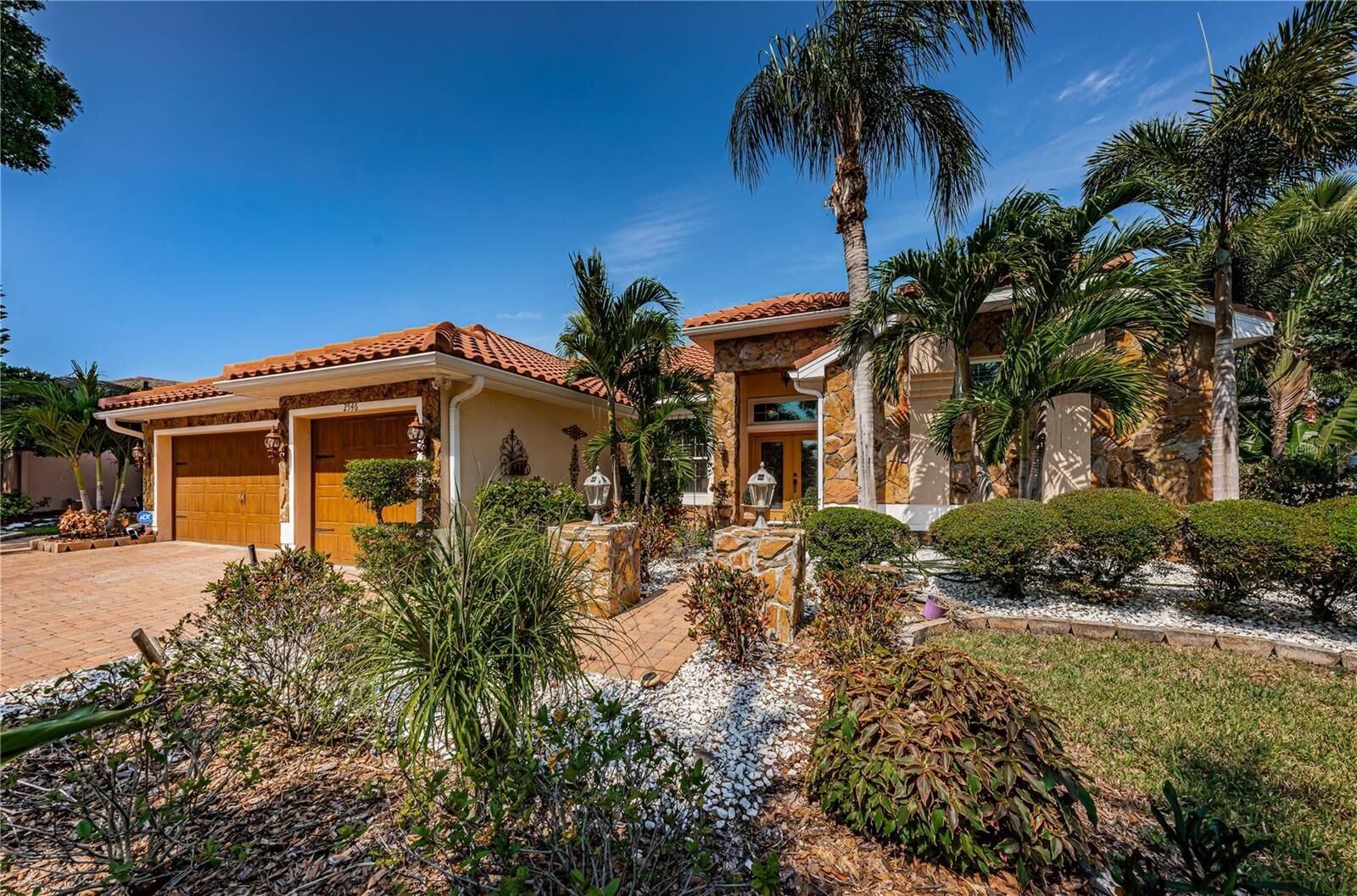 Property Photo:  2546 Aster Drive  FL 34684 