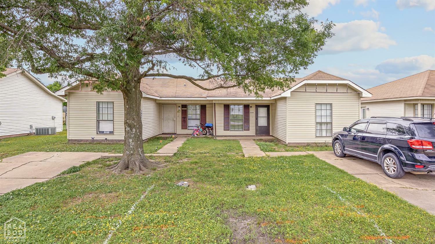 Property Photo:  141 S Gosnell Street  AR 72315 