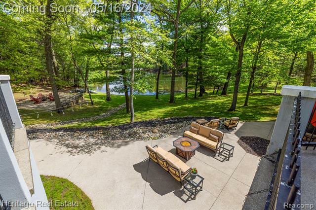 Property Photo:  1585 Deer Path Trail  MI 48371 