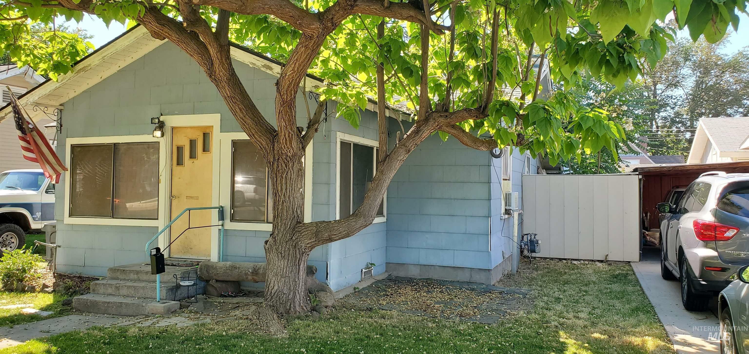 Property Photo:  507 6th Ave S  ID 83651-4158 