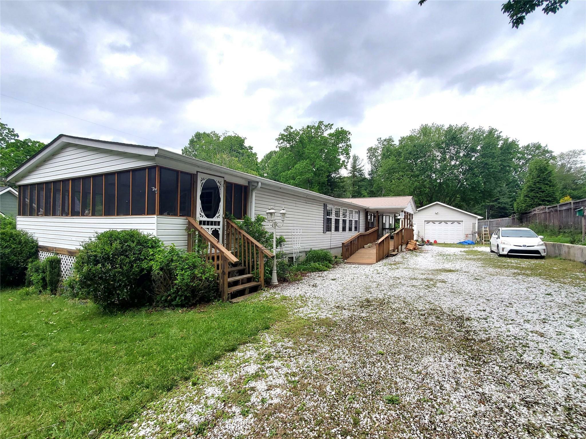 Property Photo:  106 E Connally Street  NC 28711 