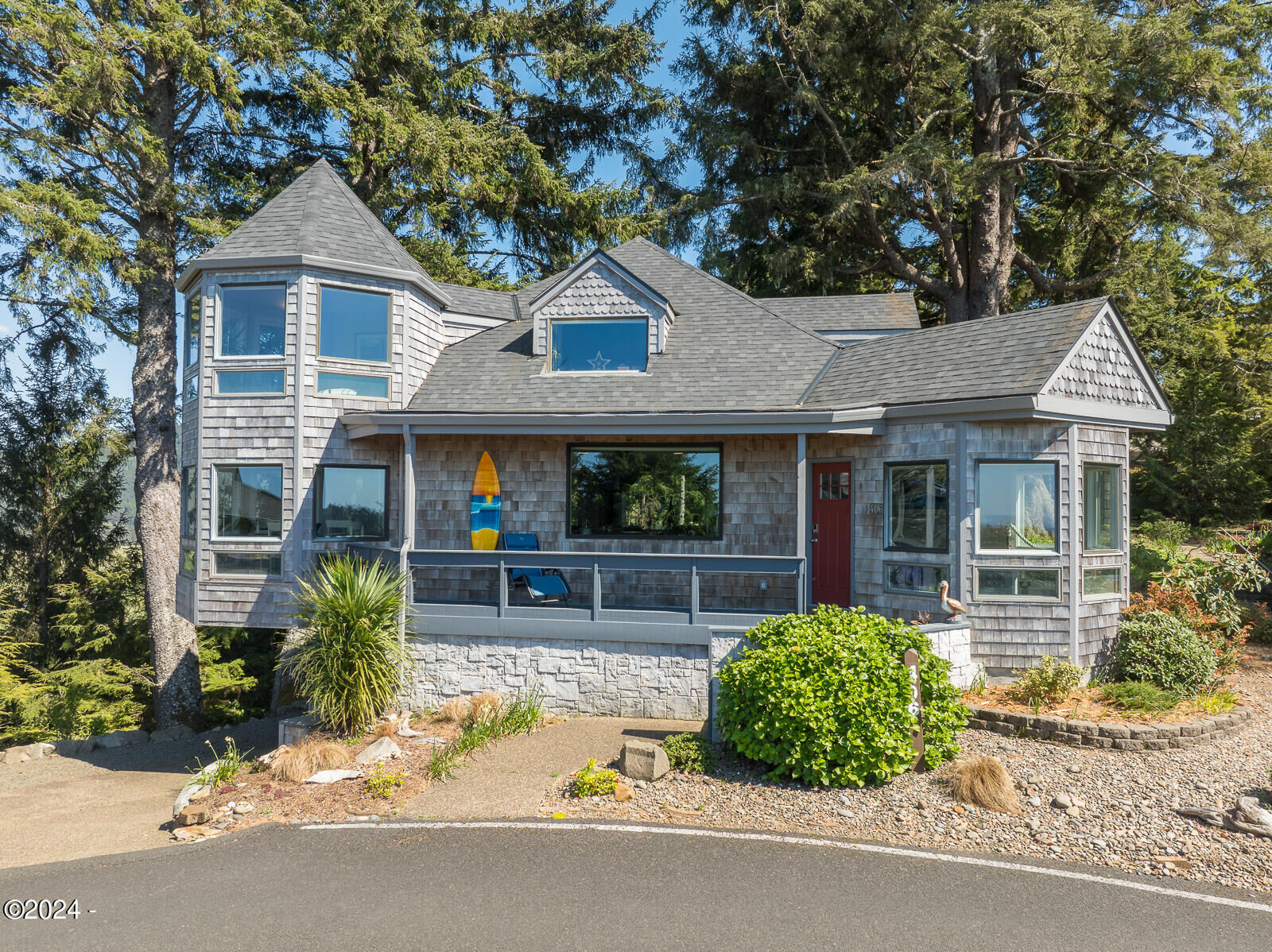 Property Photo:  406 Siletz View Lane  OR 97388 