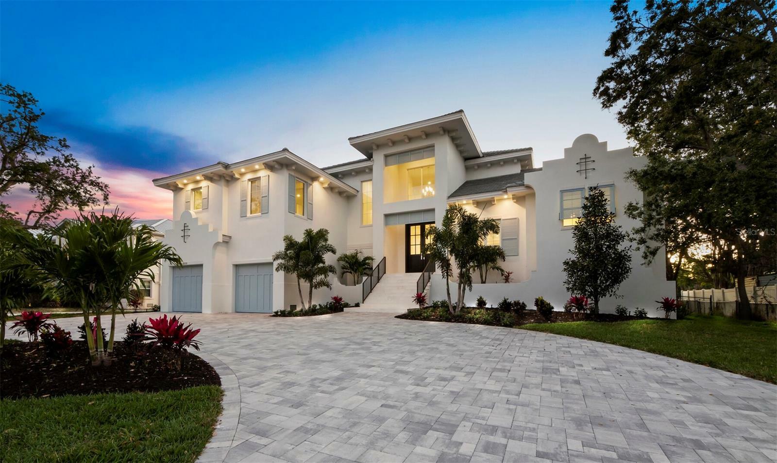 Property Photo: 3550 Flamingo Avenue FL 34242