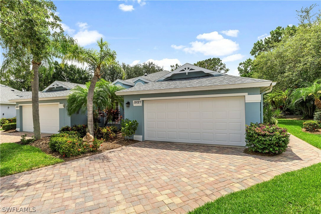 Property Photo:  15027 Sterling Oaks Drive  FL 34110 