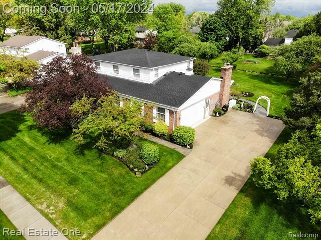 Property Photo:  3929 Boulder Drive  MI 48084 