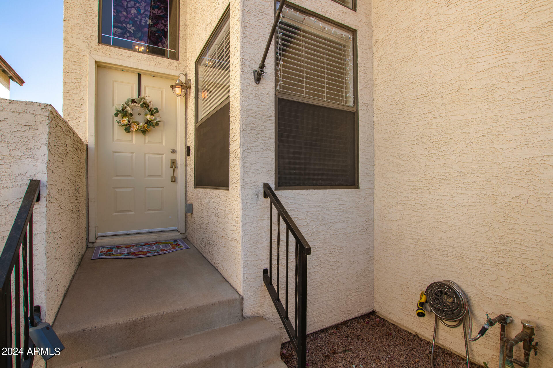 Property Photo:  1535 N Horne -- 6  AZ 85203 