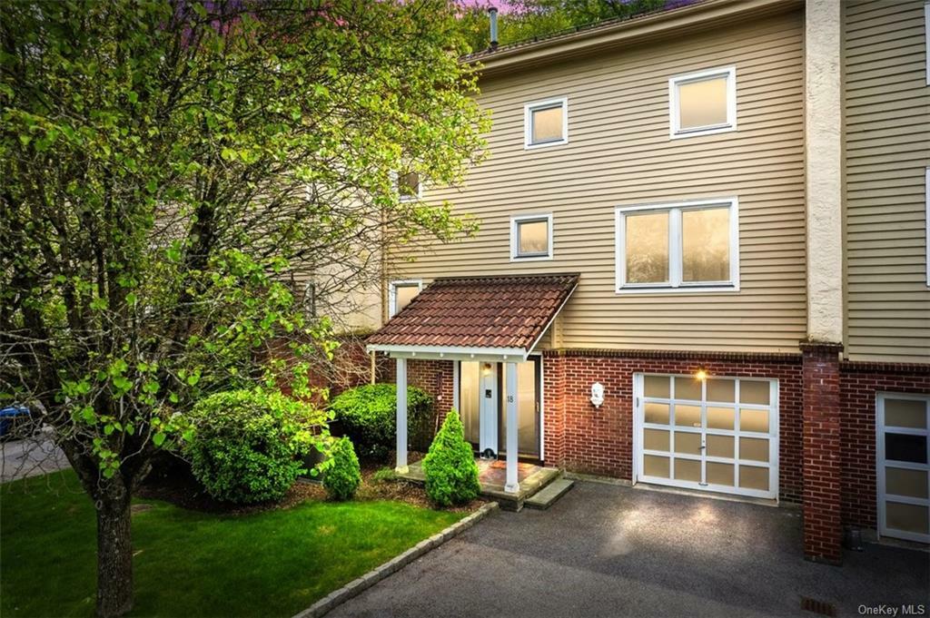 Property Photo:  18 Deer Ridge Road  NY 10549 