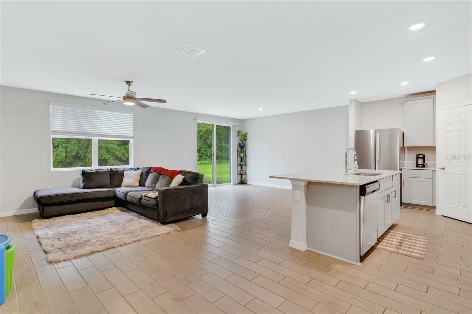 Property Photo: 533 Vista Villages Boulevard FL 33896