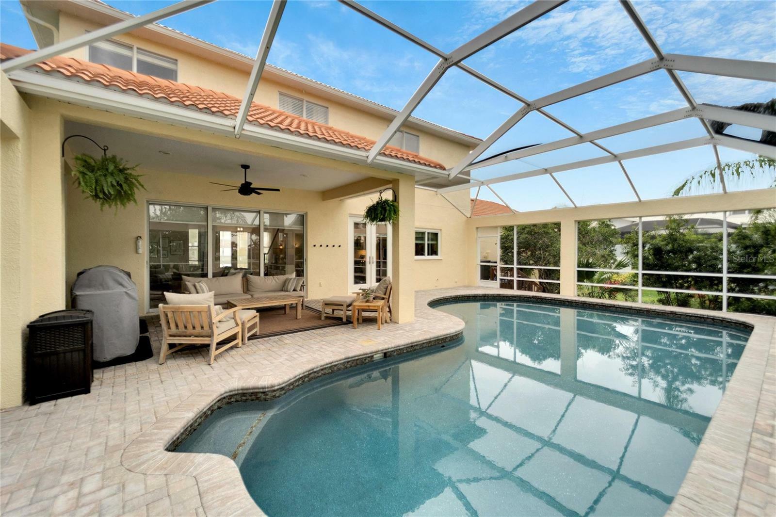 Property Photo:  6468 Rubia Circle  FL 33572 