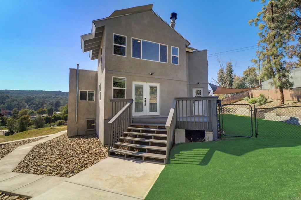 Property Photo:  10645 47 Oak Creek Drive  CA 92040 