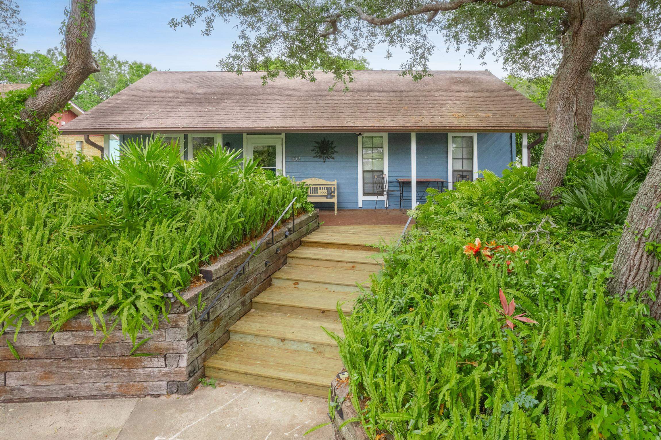 Property Photo:  103 Sea Oats Pl  FL 32080 