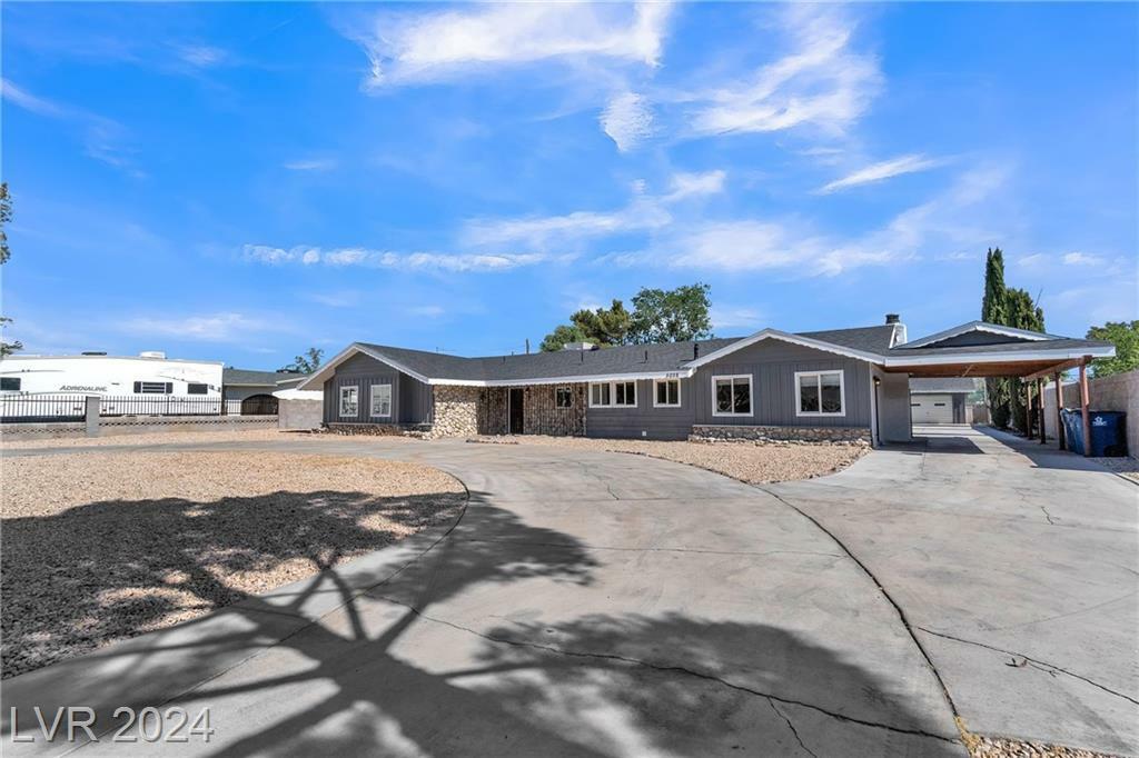 Property Photo: 5028 Reiter Avenue NV 89108