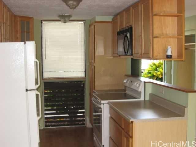 Property Photo: 68-090 Au Street E/105 HI 96791