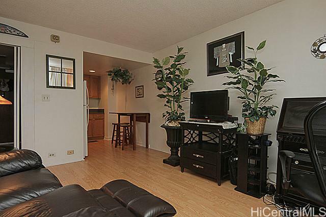 Property Photo:  431 Nahua Street 709  HI 96815 