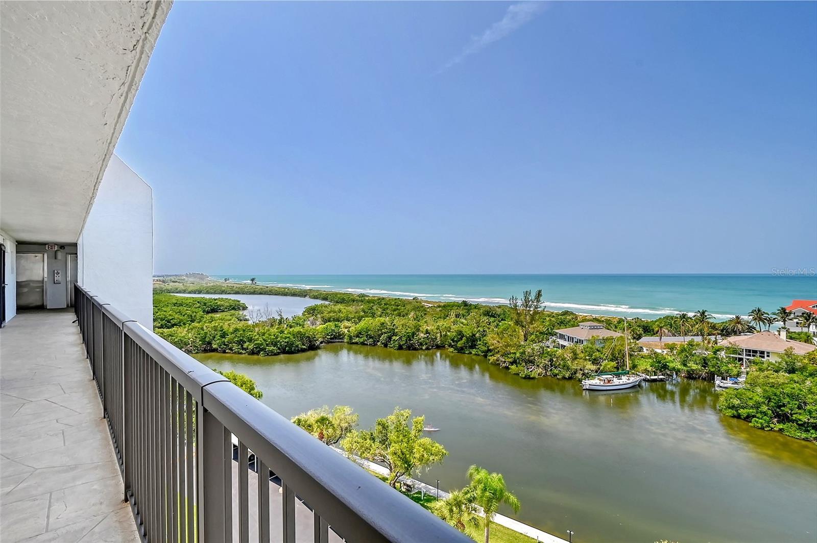 Property Photo: 9397 Midnight Pass Road Ph3 FL 34242