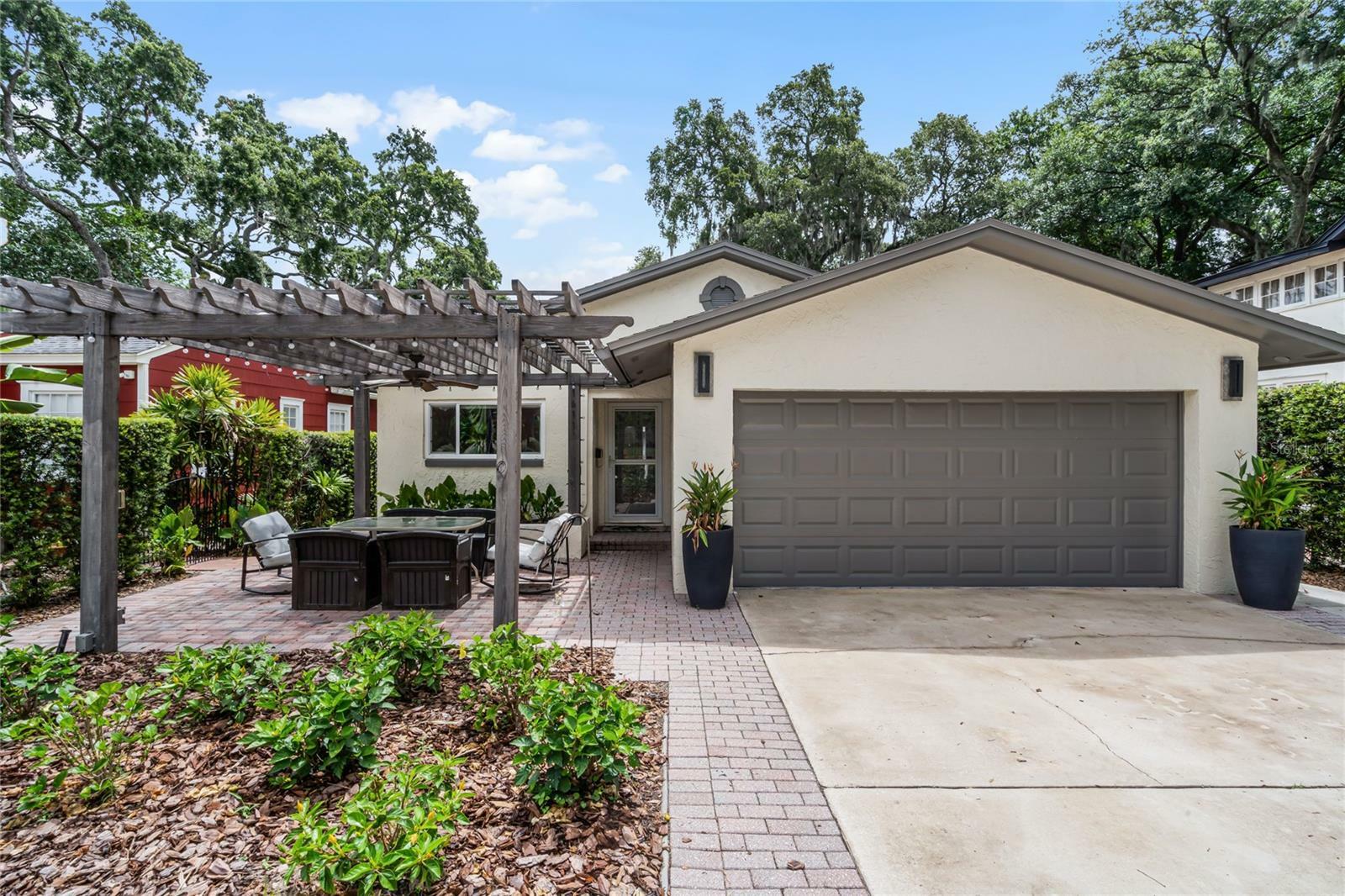 Property Photo: 1611 S Eola Drive FL 32806