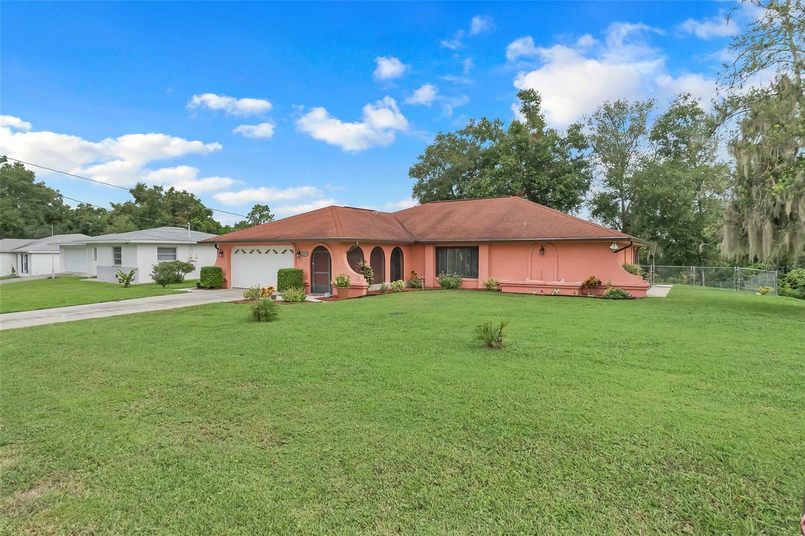 Property Photo:  408 Cabot Street  FL 34452 