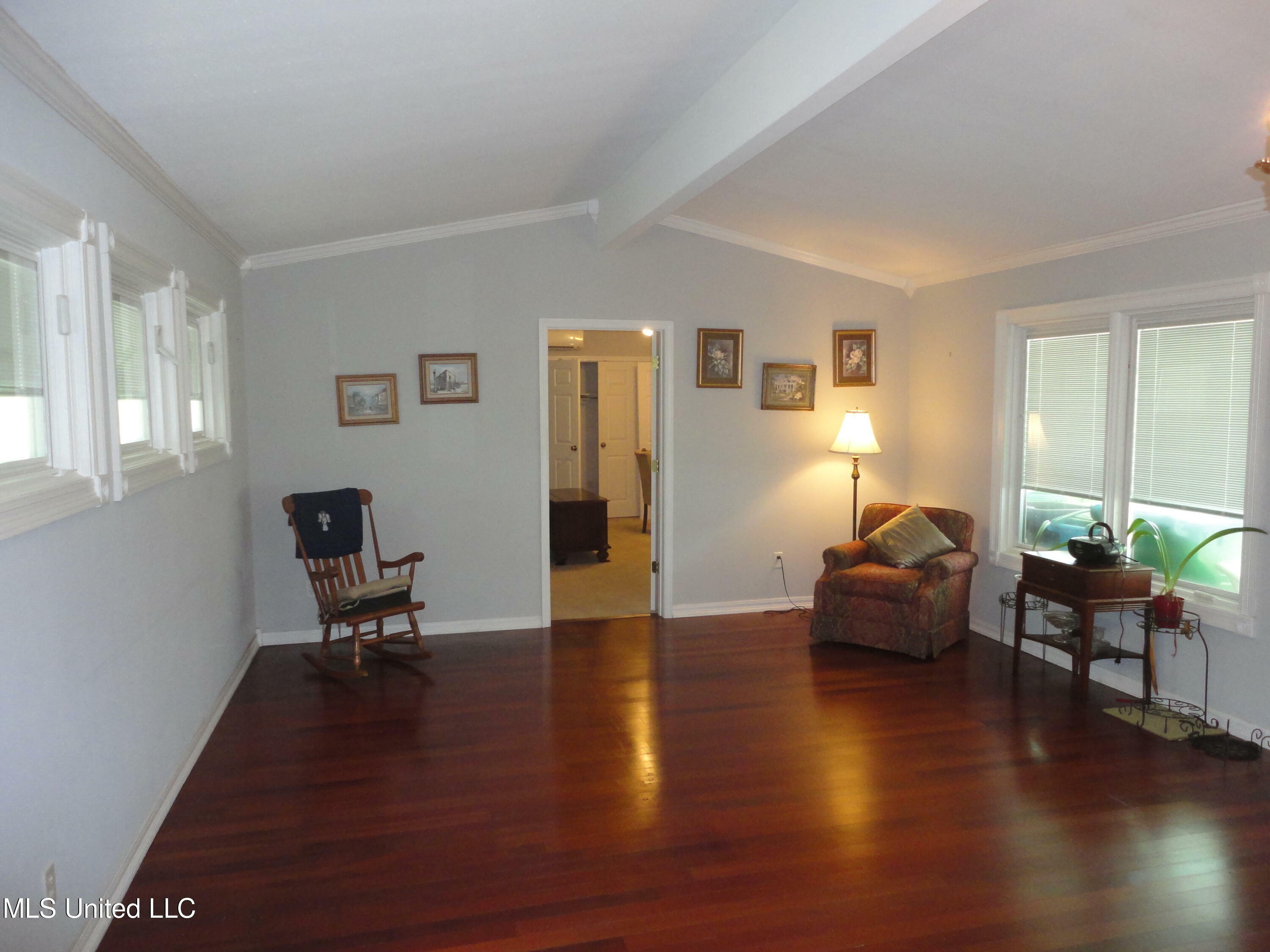 Property Photo:  2707 Clairmont Avenue  MS 39567 